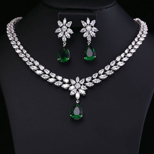 Aurora Teardrop Pendant (Green)